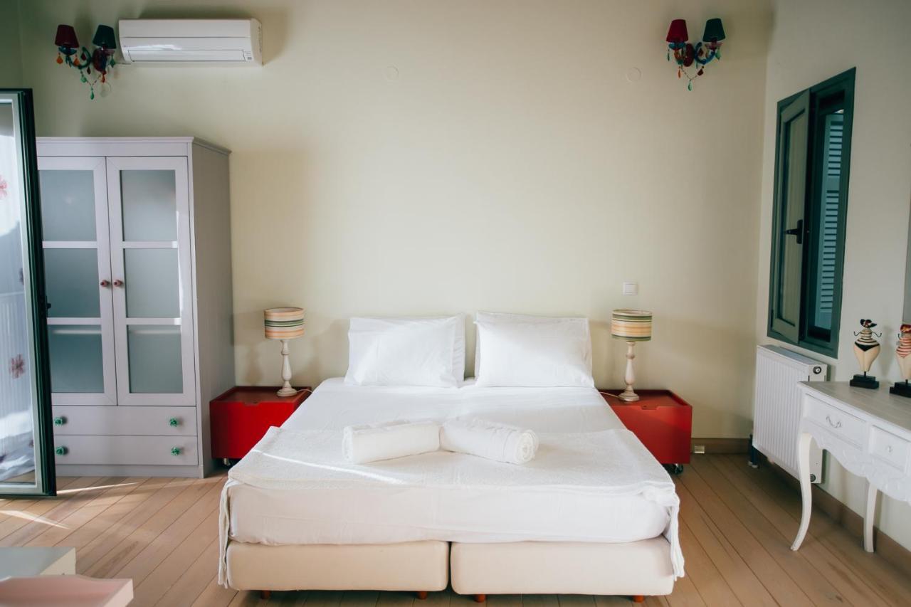La Casa Rossa Villa Ayios Nikitas Ngoại thất bức ảnh